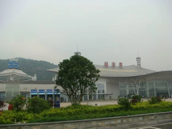 张家界自助游旅游攻略路线 张家界自助游旅游攻略路线