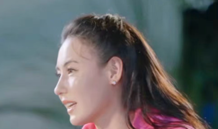 张柏芝谈对儿子进娱乐圈的态度,会百分百支持他,你觉得她是个好母亲...