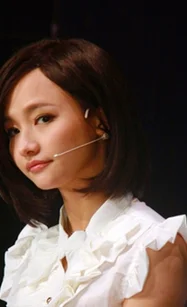 哪个有miss穿旗袍的照片发给我