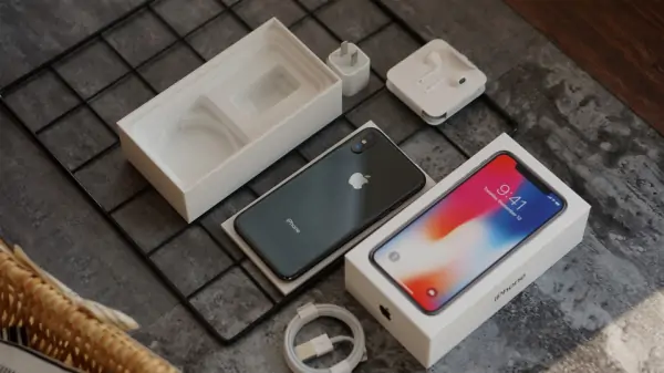 苹果iPhone X刘海屏是什么意思 苹果iPhone X刘海屏是什么意思