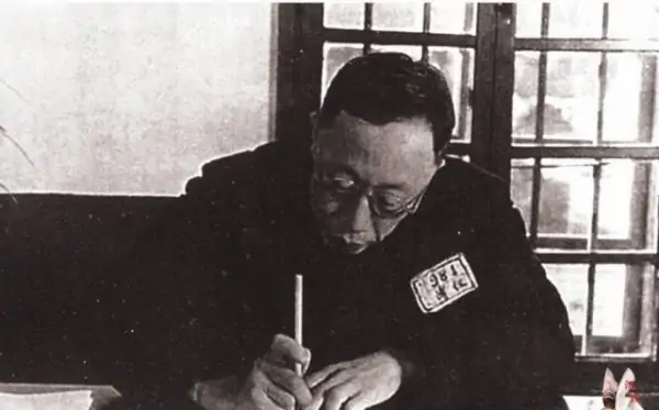 爱新觉罗弘历是溥仪的什么人？