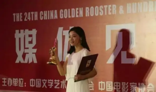 第28届金鸡奖初选名单曝光,为何张雪迎成为唯一一位95后入围的女星? 第28届金鸡奖初选名单曝光,为何张雪迎成为唯一一位95后入围的女星?