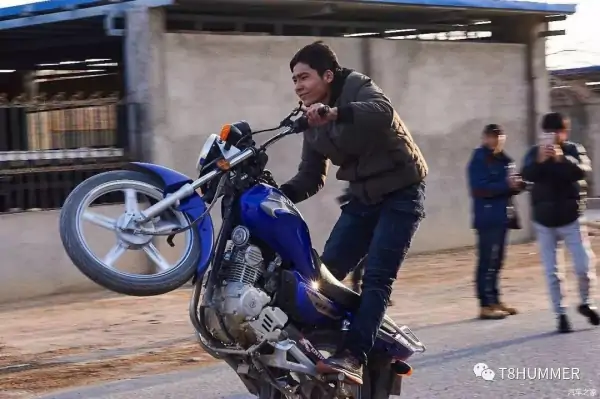 中国汽车/摩托车手在达喀尔拉力赛创造历史！吉利韩魏全场第十